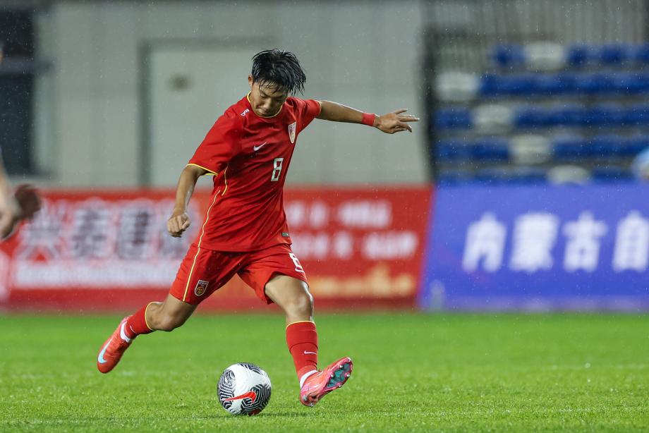 [图]万项破门邝兆镭助攻 U16国足2-2战平越南U16