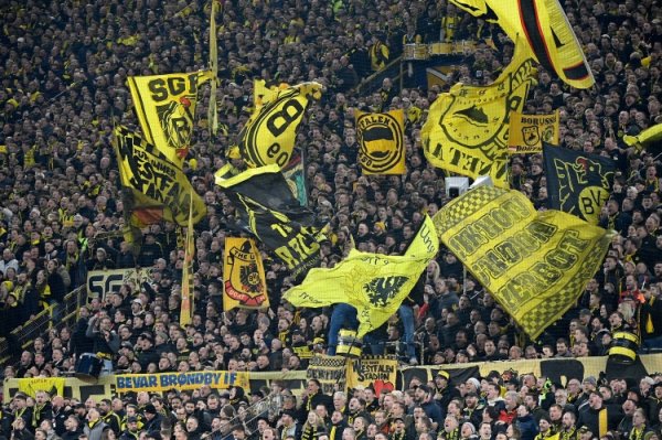 德天外:多特主场球迷每场比赛粗略消费60000到62500升啤酒